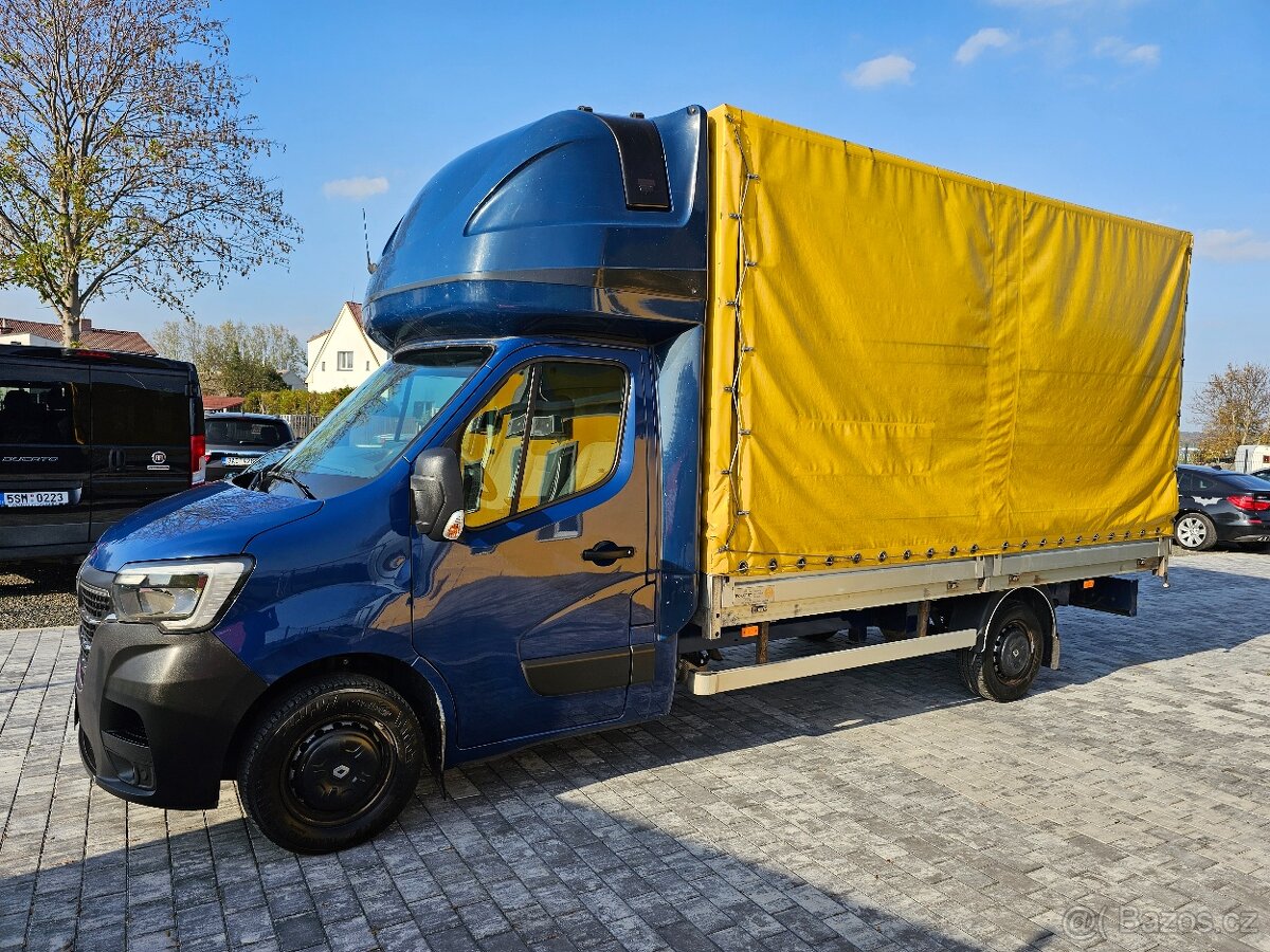 Renault Master 2.3 DCI, 8 palet valník s plachtou.