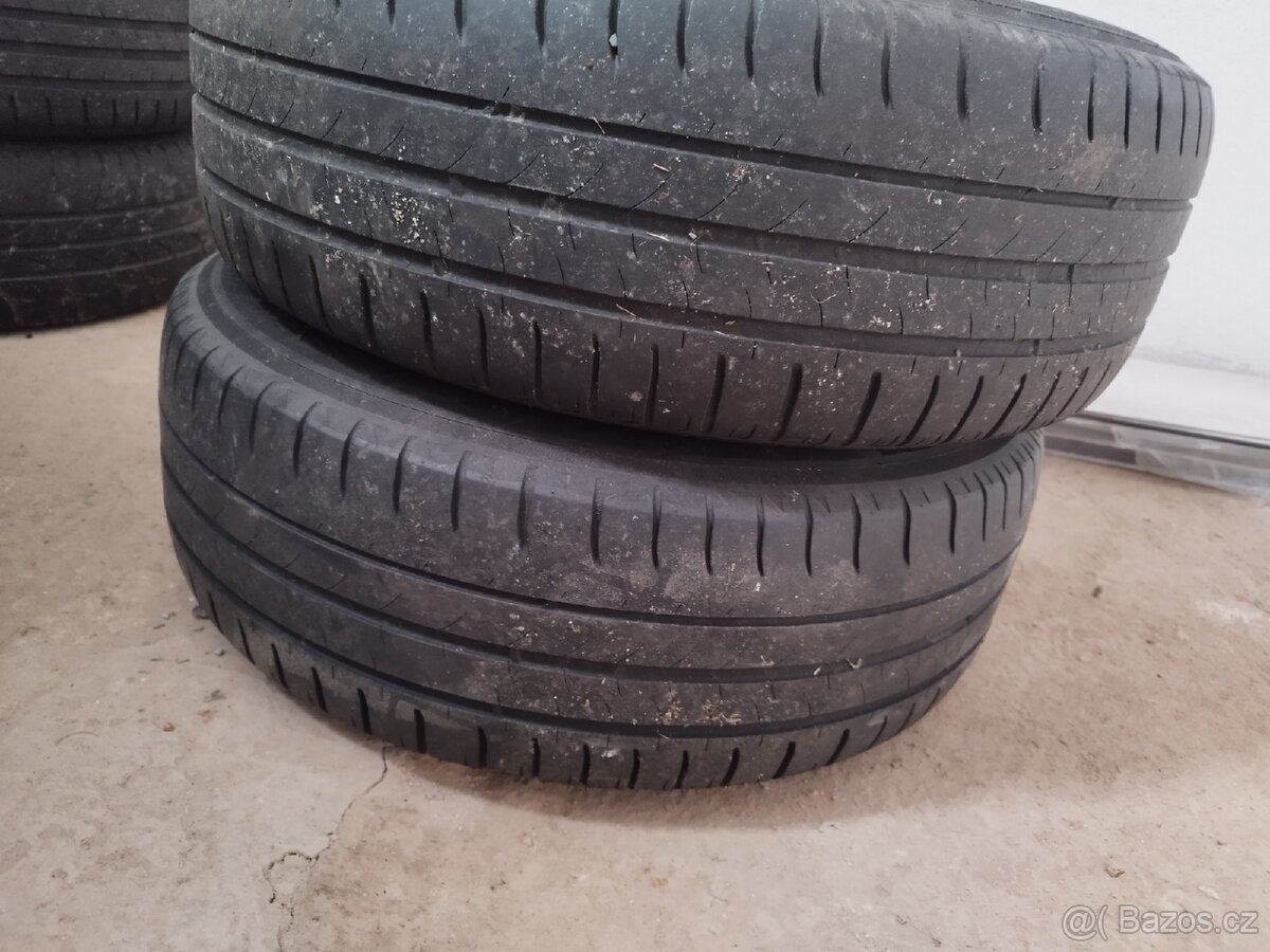 Letni 195/65/15+ráfky sada. Ford