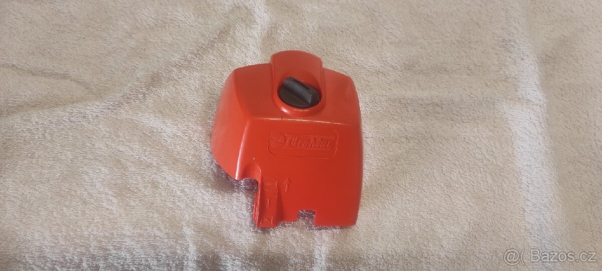 Oleo-Mac GS 370 - horní kryt vzduchového filtru