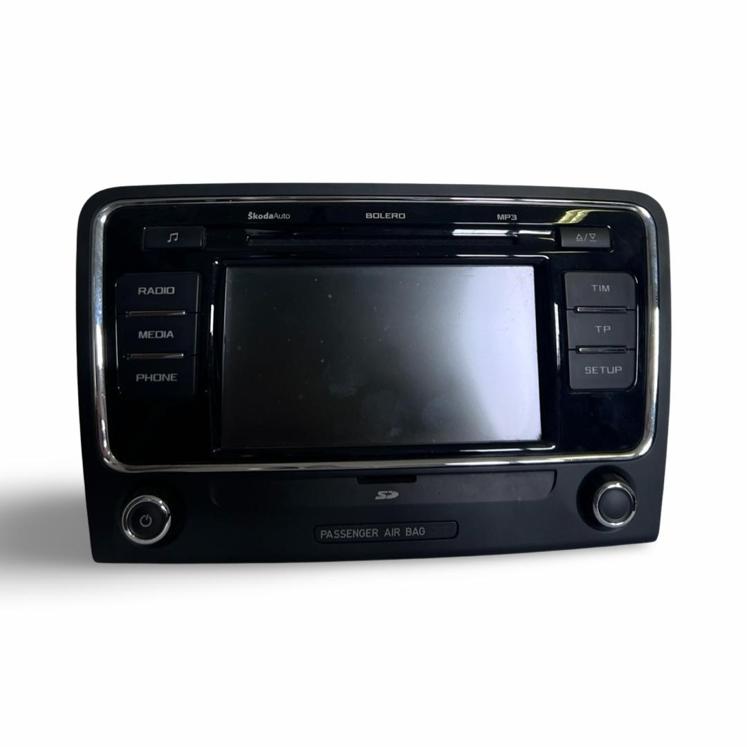 Original rádio Škoda BOLERO 3T0035156F r.v. 2012