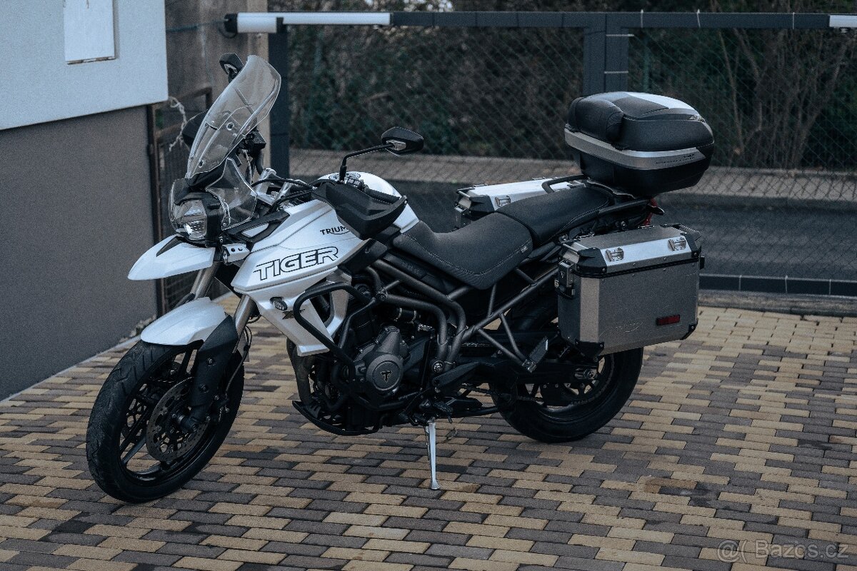 Triumph Tiger 800 XRT 2019 / výměna
