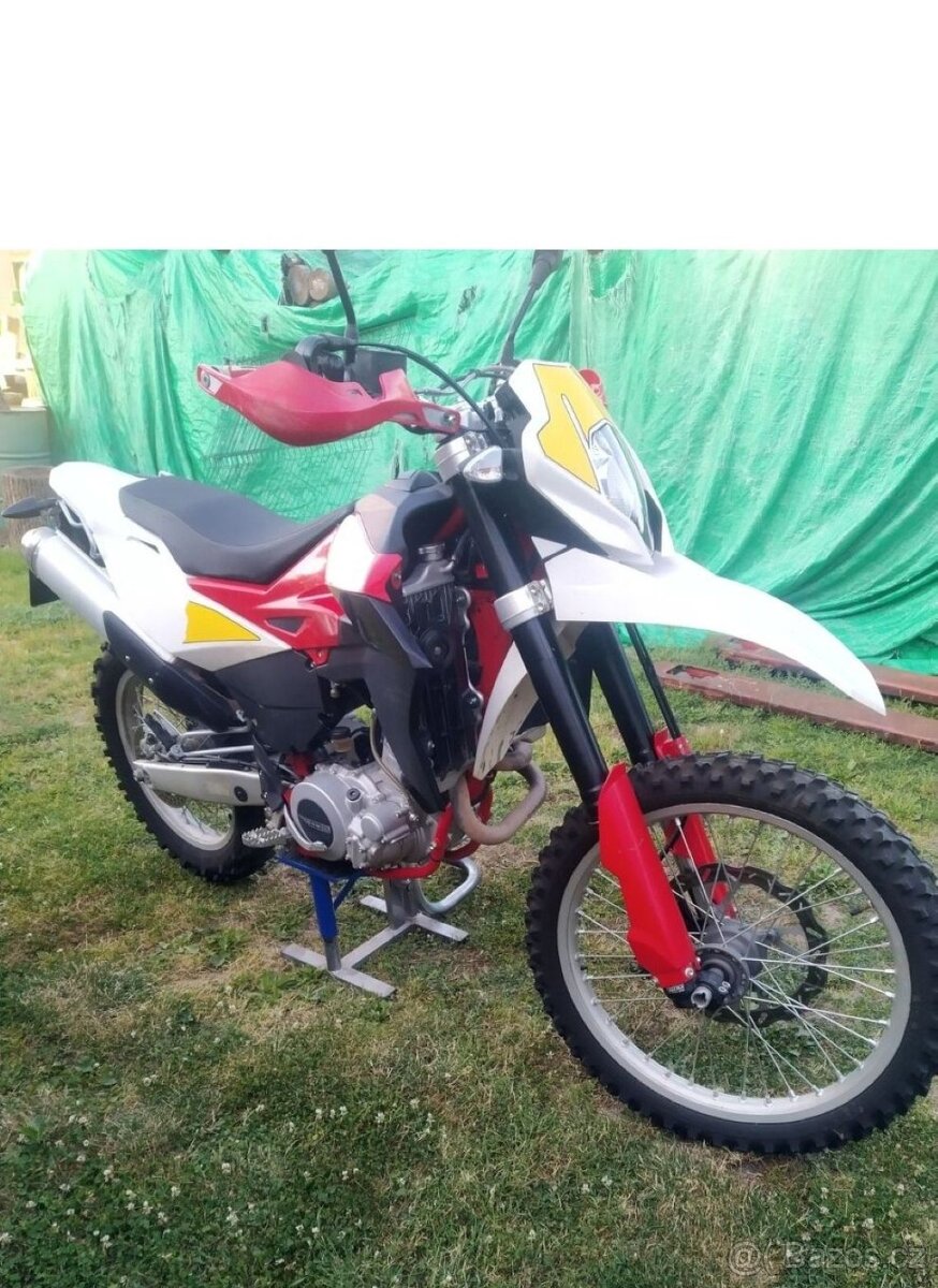 Swm rs 650r