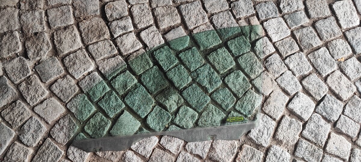 Sklo okno dveří škoda fabia