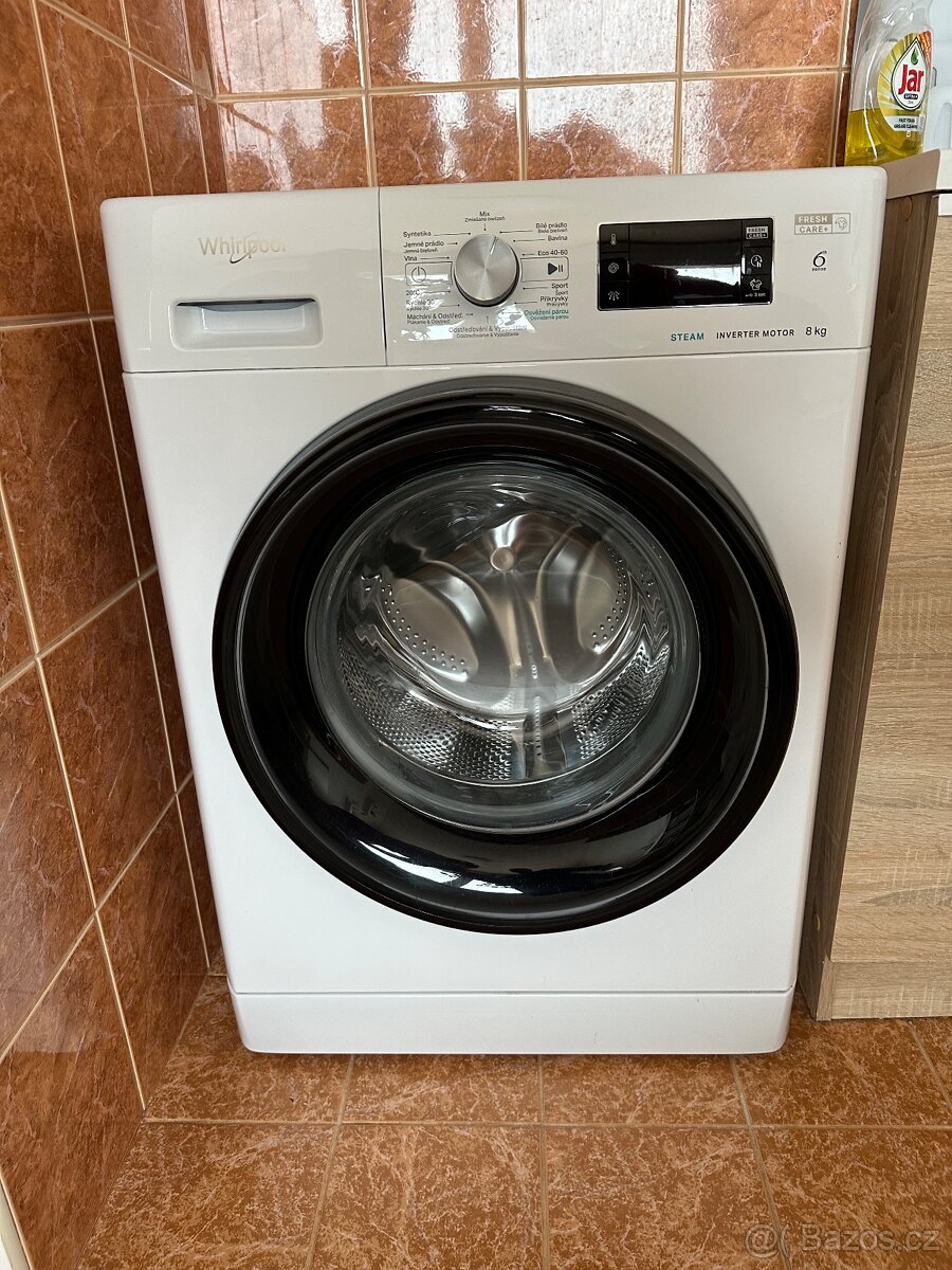 Prodám pračku značky Whirlpool na 8 kg