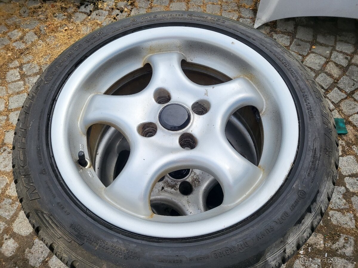 AL kola 15", 4x100, ET35, ○diry 60,1mm, pěkný stav