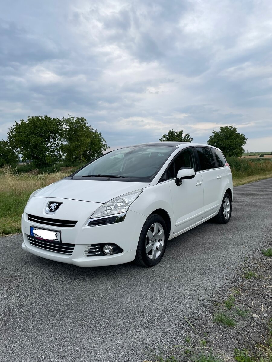 Peugeot 5008 - 1.6HDi 2013 - první majitel