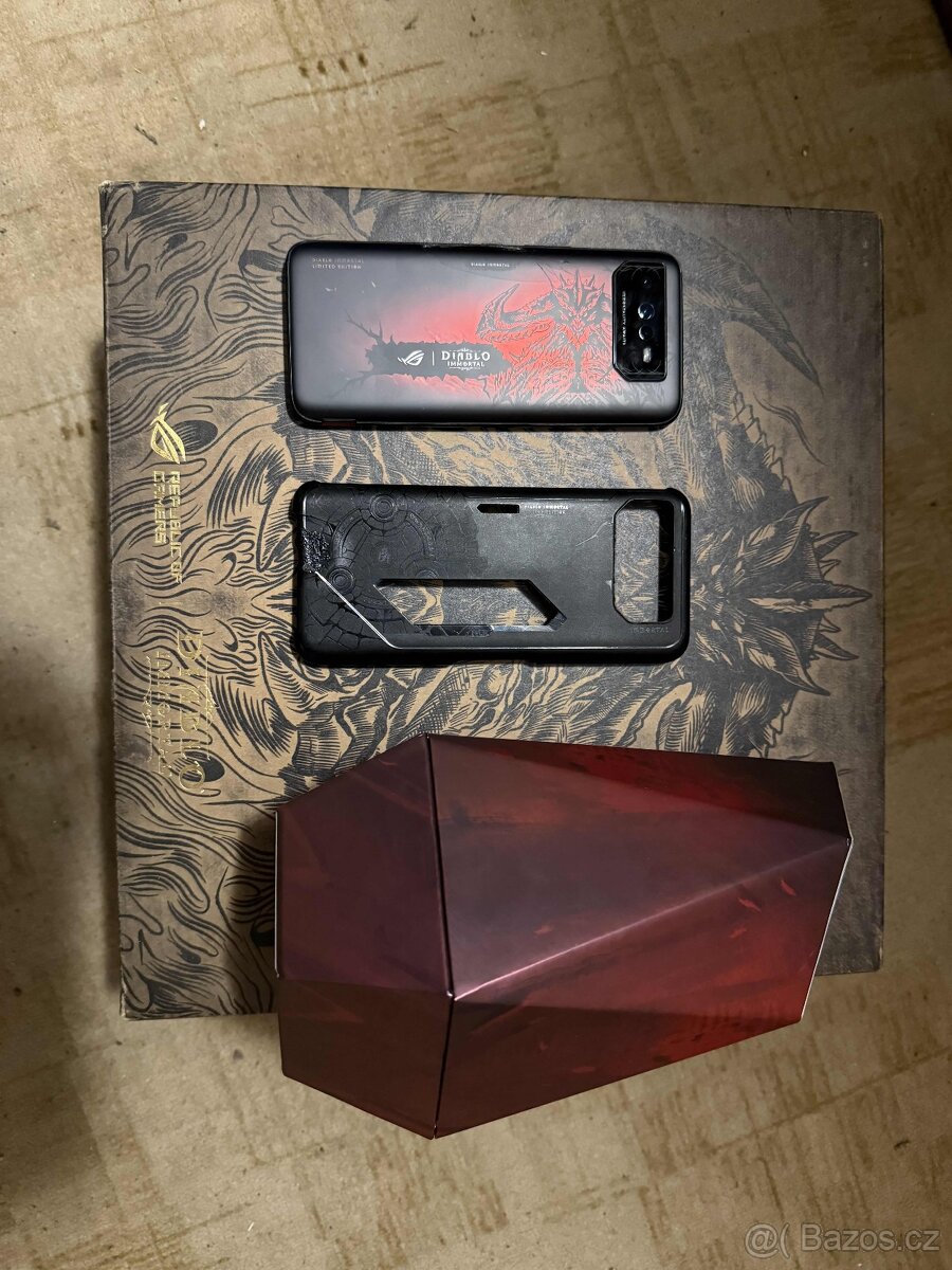 Asus ROG Phone 6 Diablo Immortal Edition 16GB/512GB černá