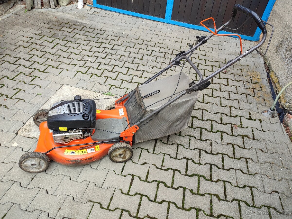 sekačka Husqvarna
