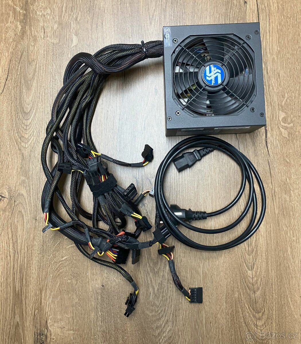 REZERVACE - Zdroj Seasonic S12II-520