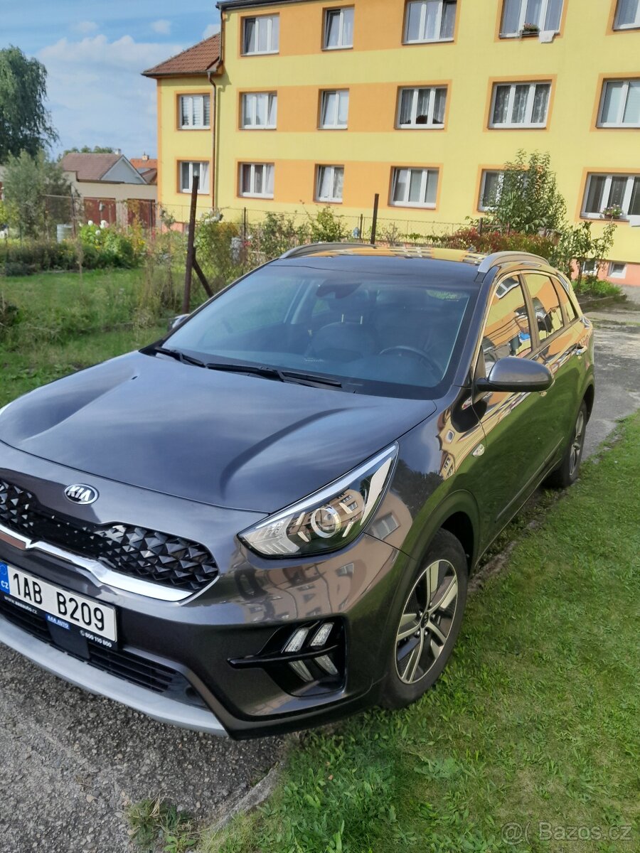Kia nyro hybrid