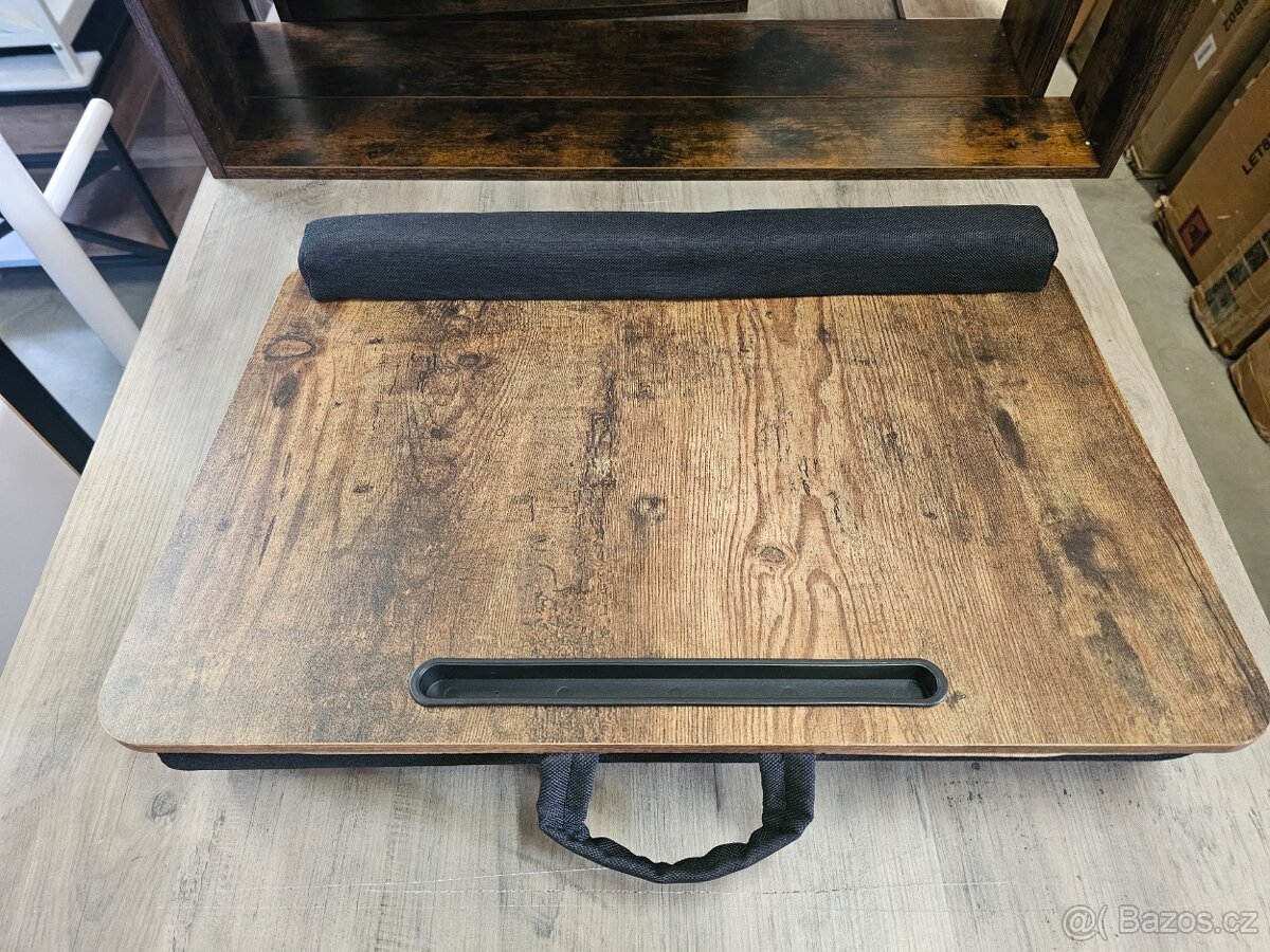 NOVÁ PODLOŽKA - POLŠTÁŘ POD LAPTOP