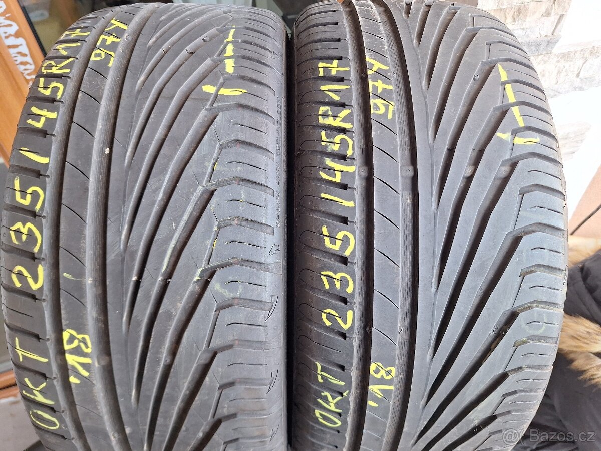 Prodám letní pneu 235/45/17 Uniroyal