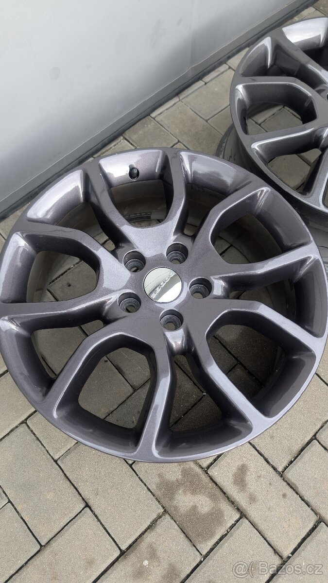 20" kola pro Dodge Durango