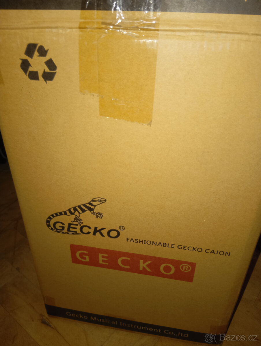 Gecko CL10TOV + CP-777 Cajon Pedal