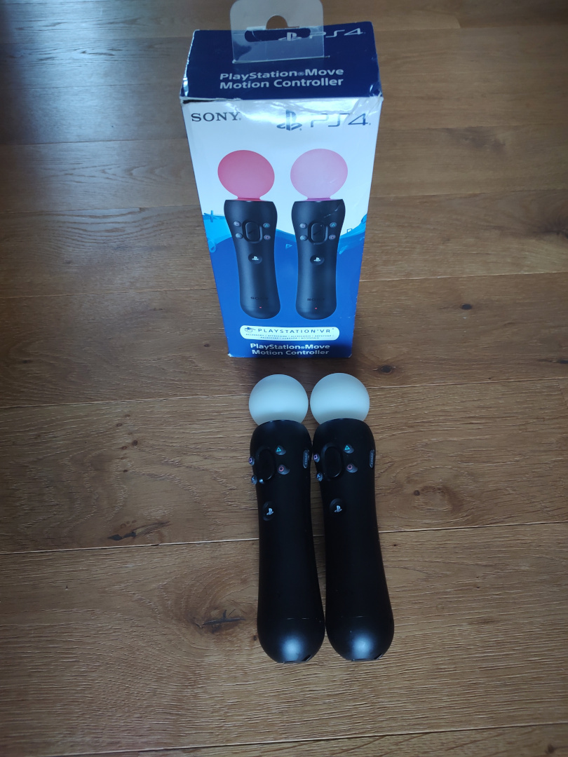 2x PS4 move ovladač pro PS VR, originální balení
