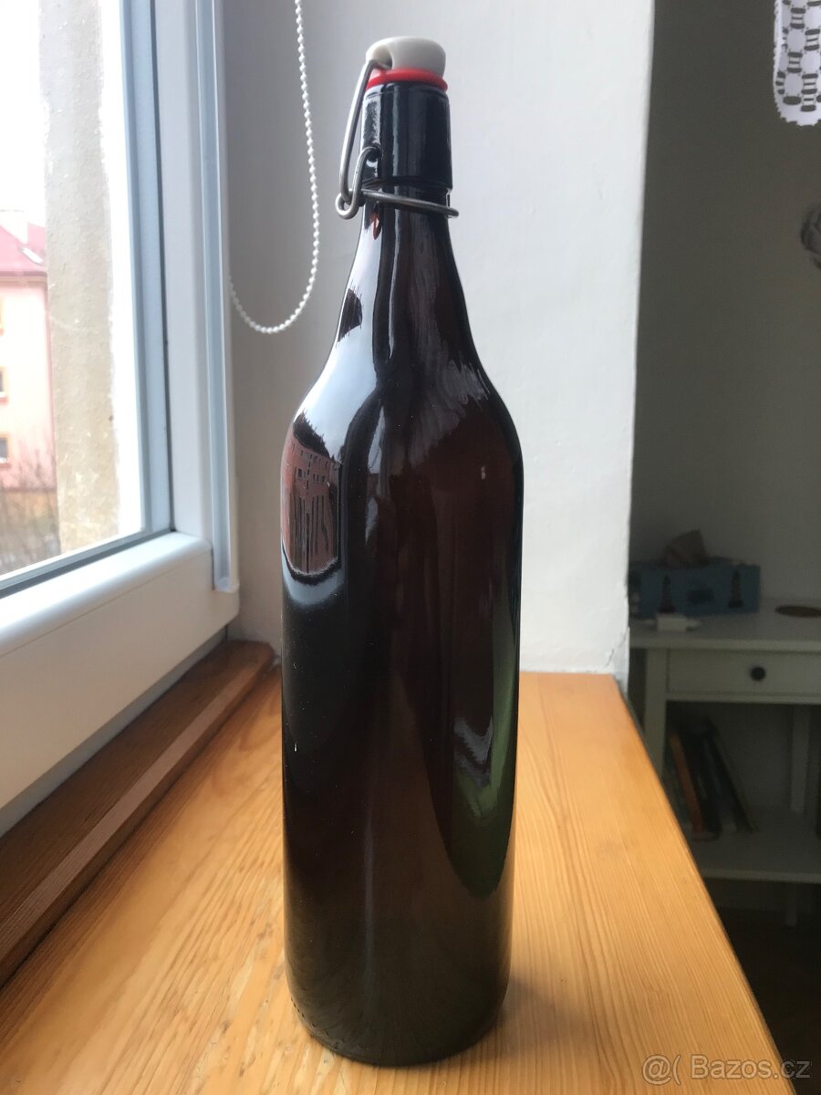 Stará pivní láhev