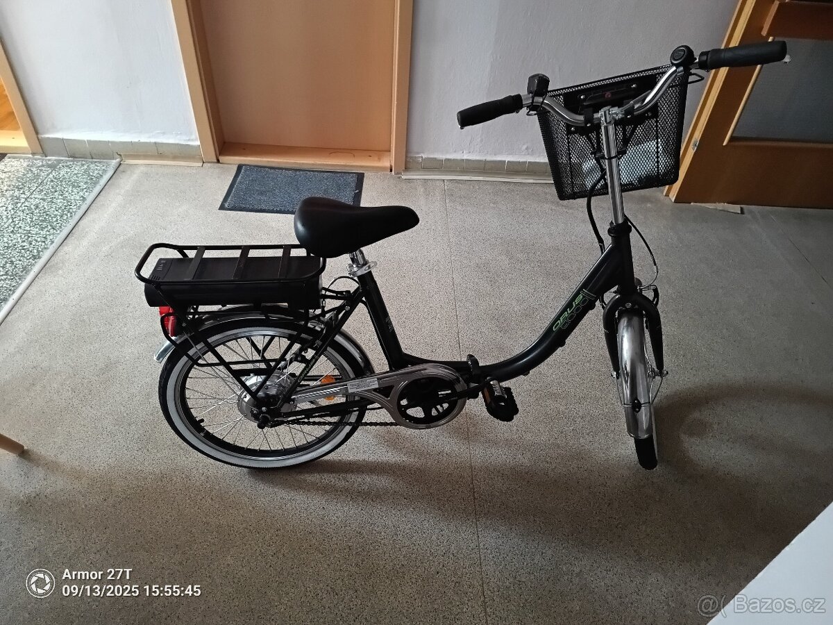 Zánovni skládací elektrokolo