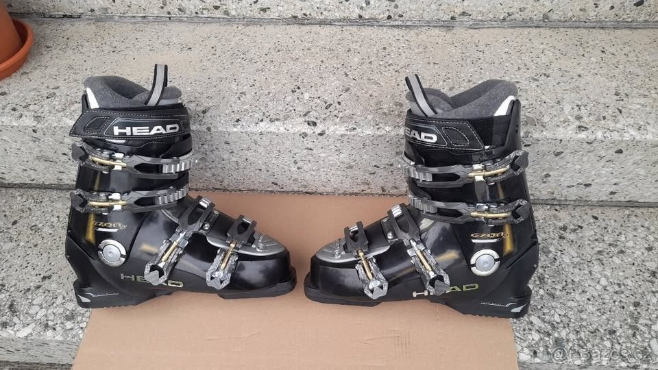 Kvalitní lyžáky Head 26-26,5 cm