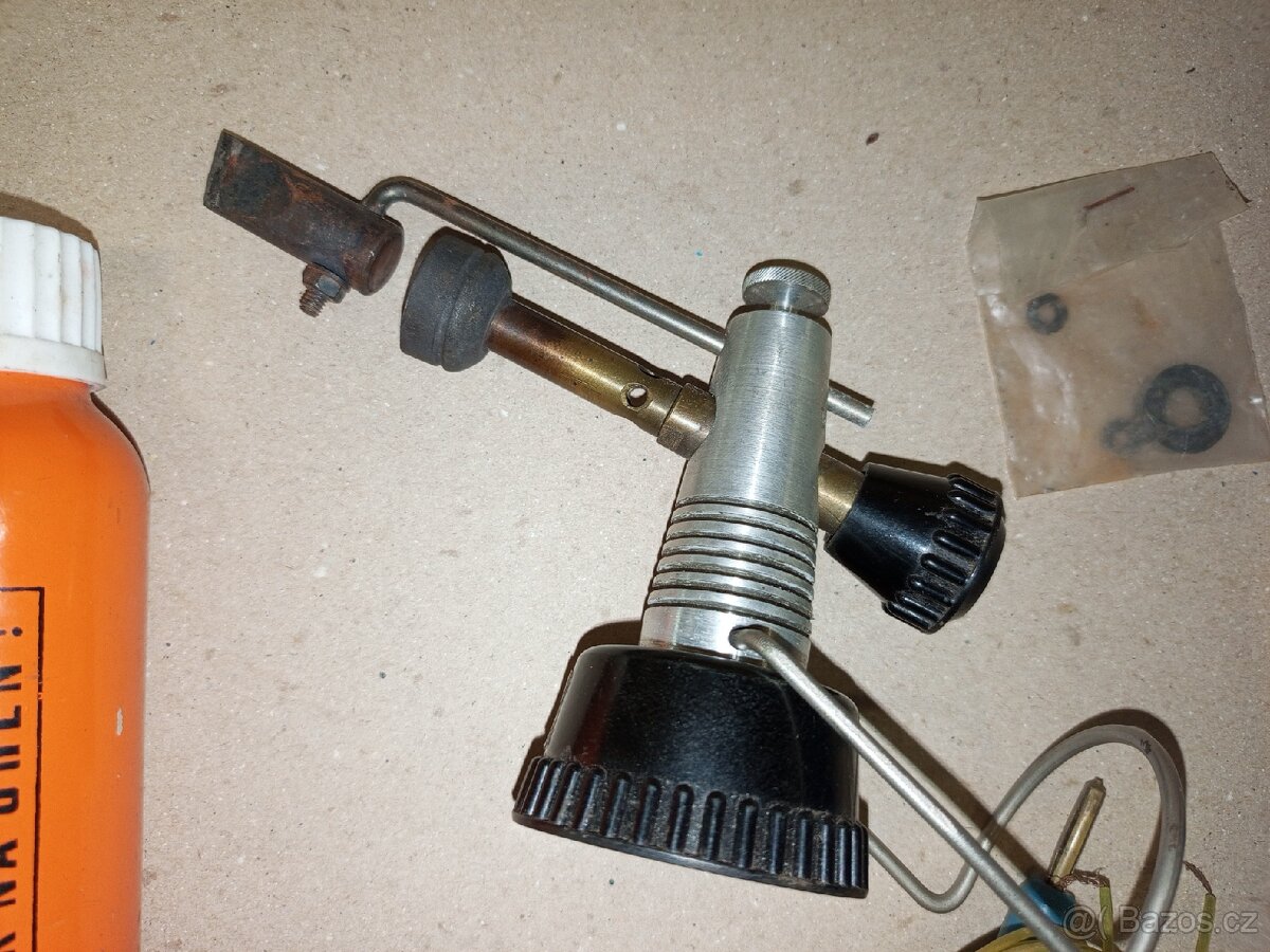 Sběratelská plynová páječka BUTAR – Kovodělný podnik Praha