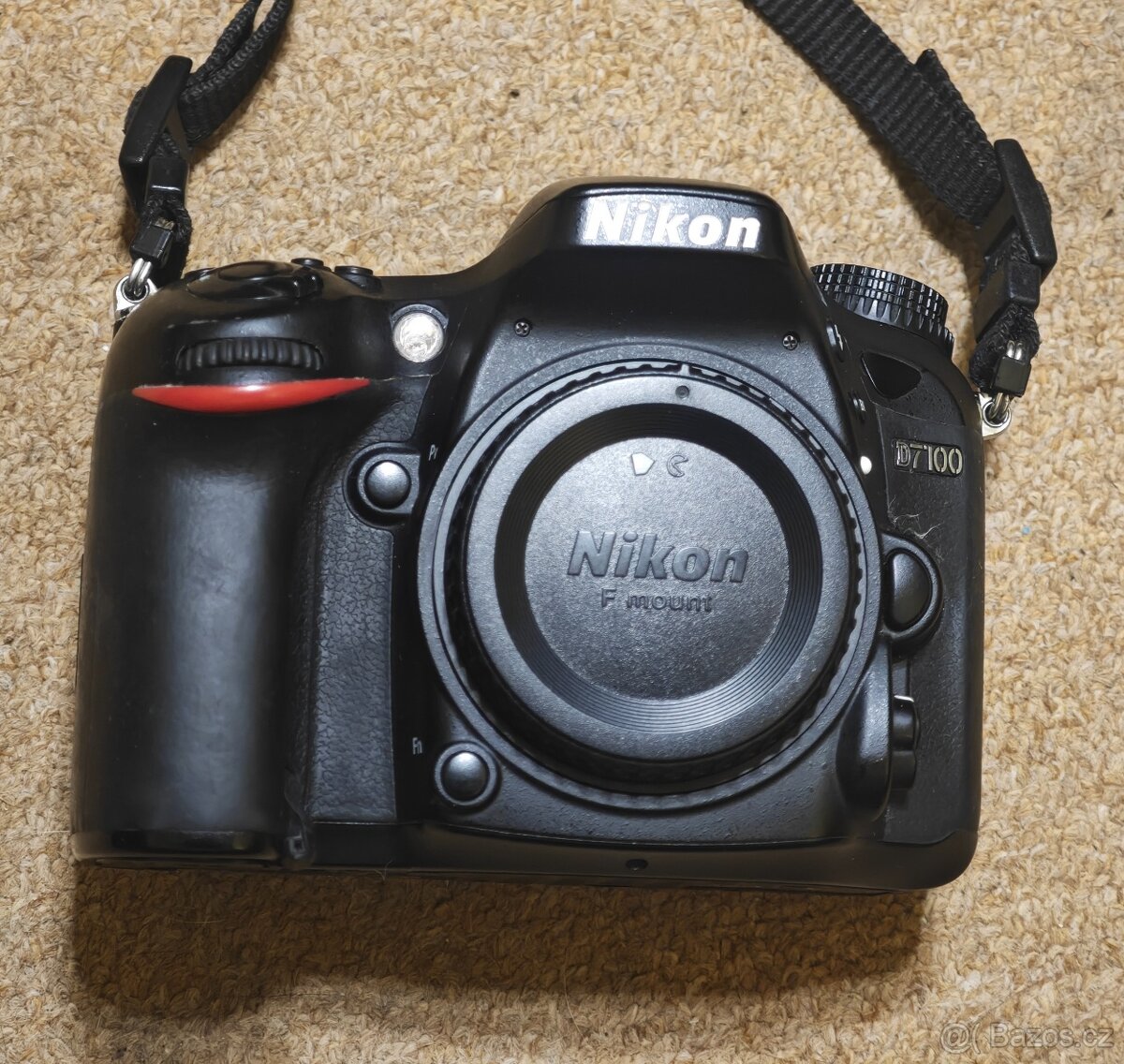 Nikon D7100 tělo