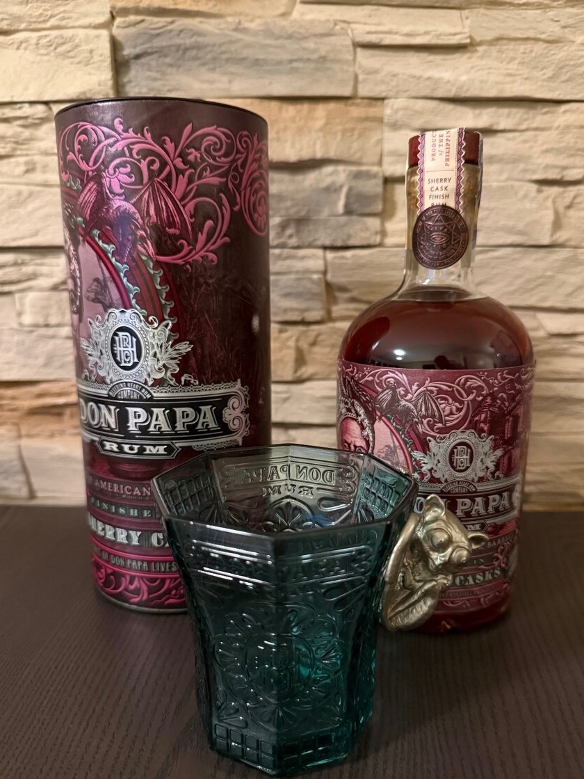 Don Papa Sherry Casks + sběratelská sklenice Don Papa
