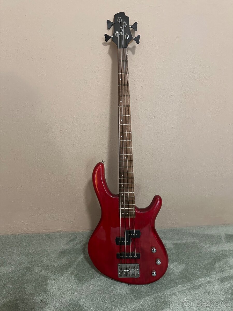 Basová kytara Cort 4 struny