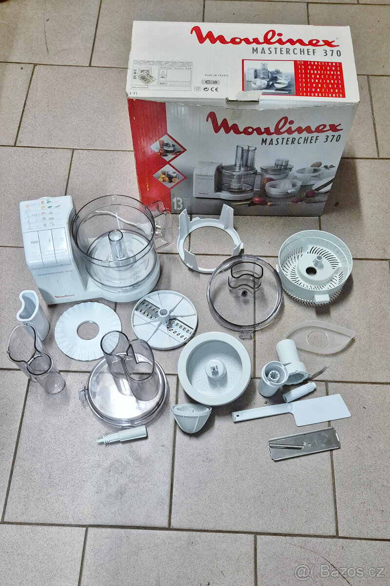 Kuchyňský robot Moulinex masterchef 370