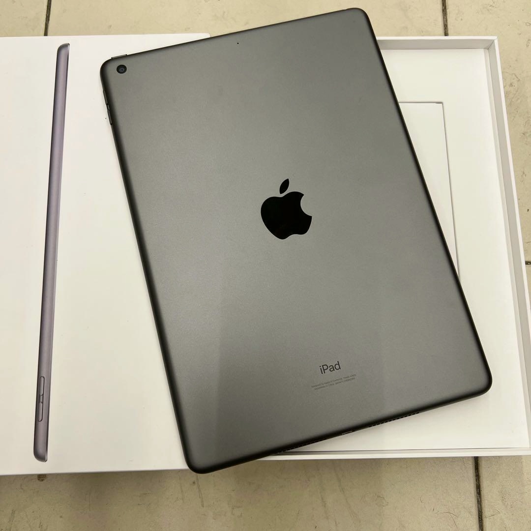 iPad 10.2 SIM LTE: SKVĚLÝ STAV, CZ, Office, ZÁRUKA 12 měsíců