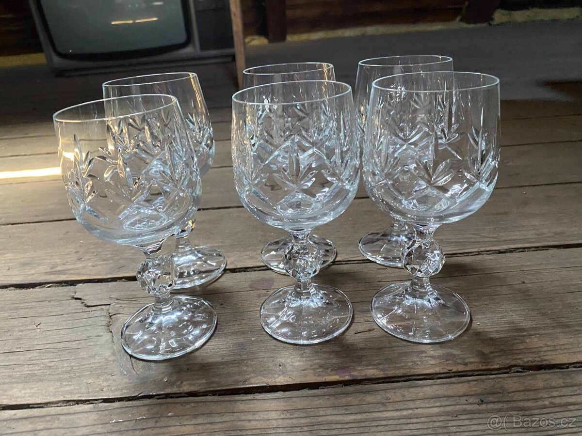 Sklenice na víno, sada