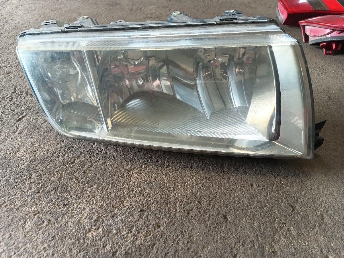 Světlo fabia 1
