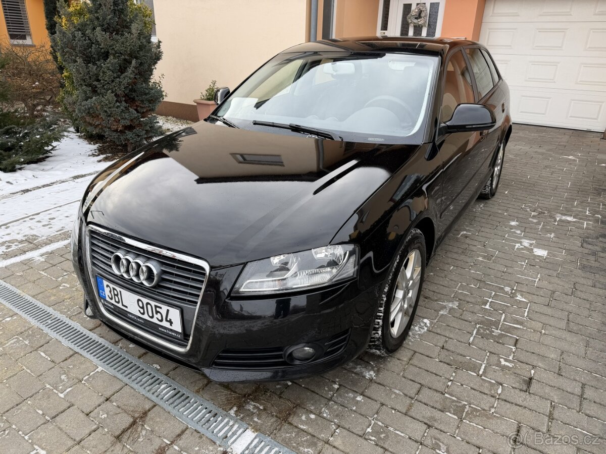 Audi A3 1.6i