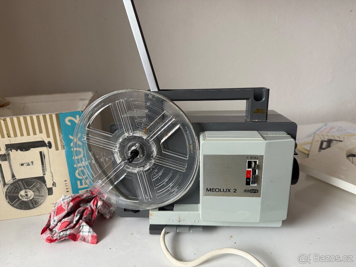 Promítačka meolux 2