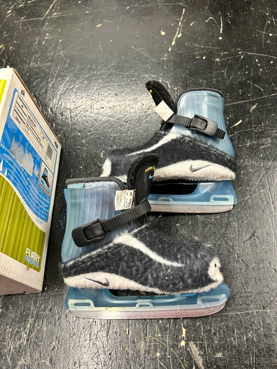 Dětská brusle Nike
