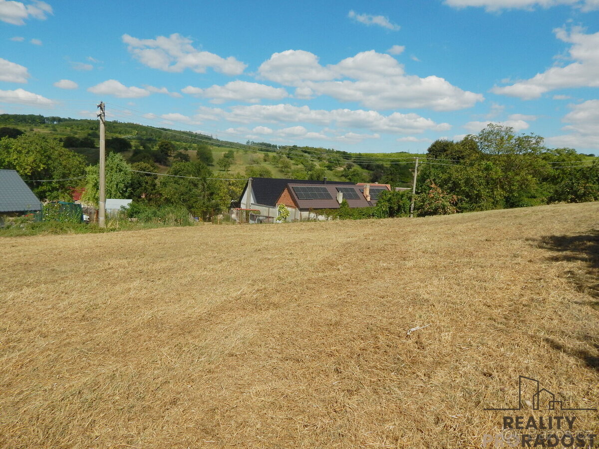 Nechvalín, prodej stavebního pozemku 1840 m2