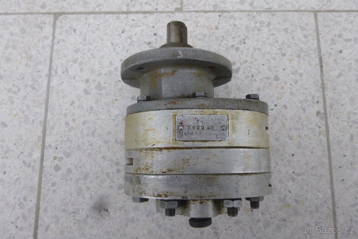Multicar m22 - čerpadlo hydrauliky