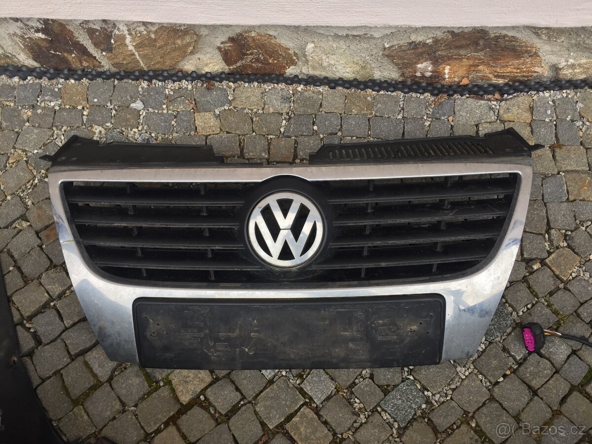 Vw Passat B6 mřížka se znakem