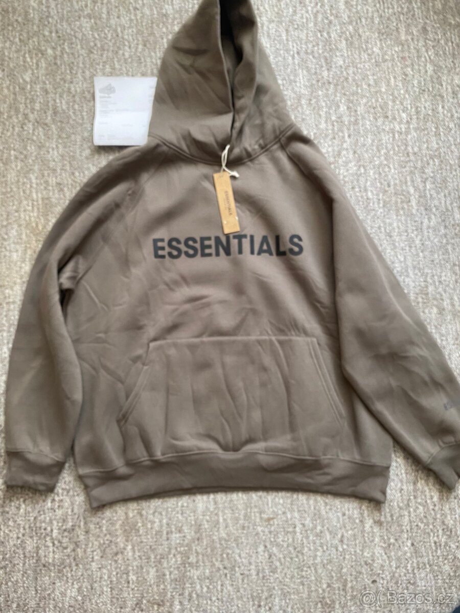 Essentials mikina olive
