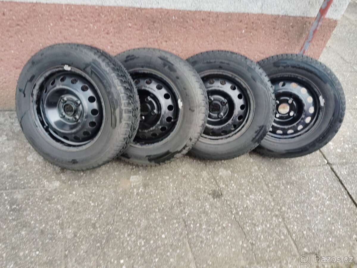 Zimní pneu 175/70/14 s disky