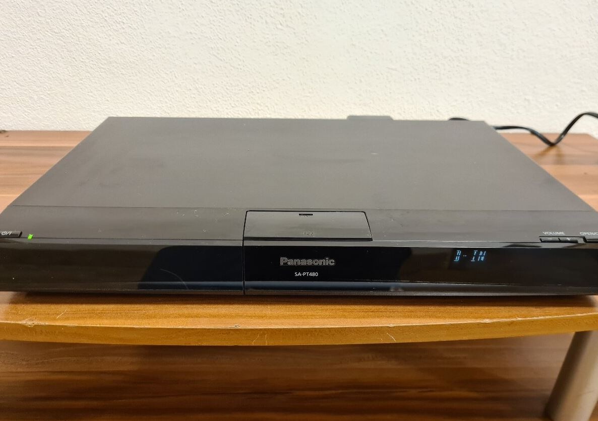 Panasonic SA-PT480 s usb a hdmi
