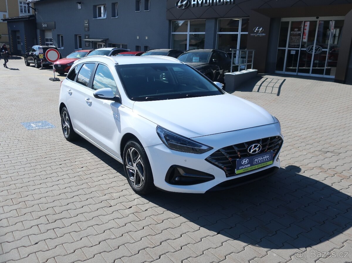 Hyundai i30 WG 1.6CRDi 85kW SMART ČR 1MAJITEL SERVISKA
