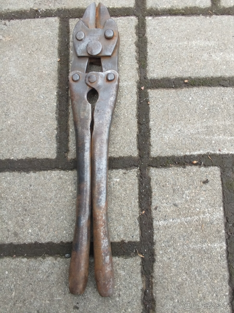 kleště na ostnatý drát z 1. světové války WW1