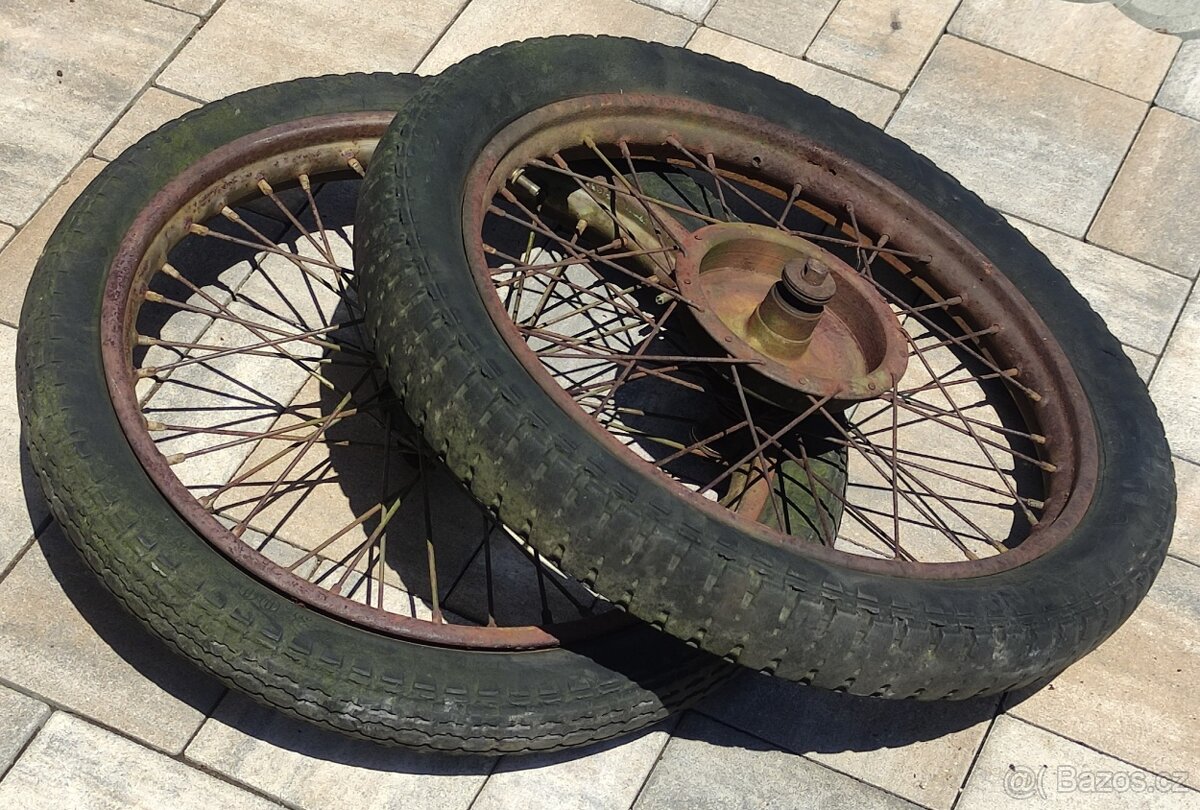 Jawa 250/350 pérák - kola