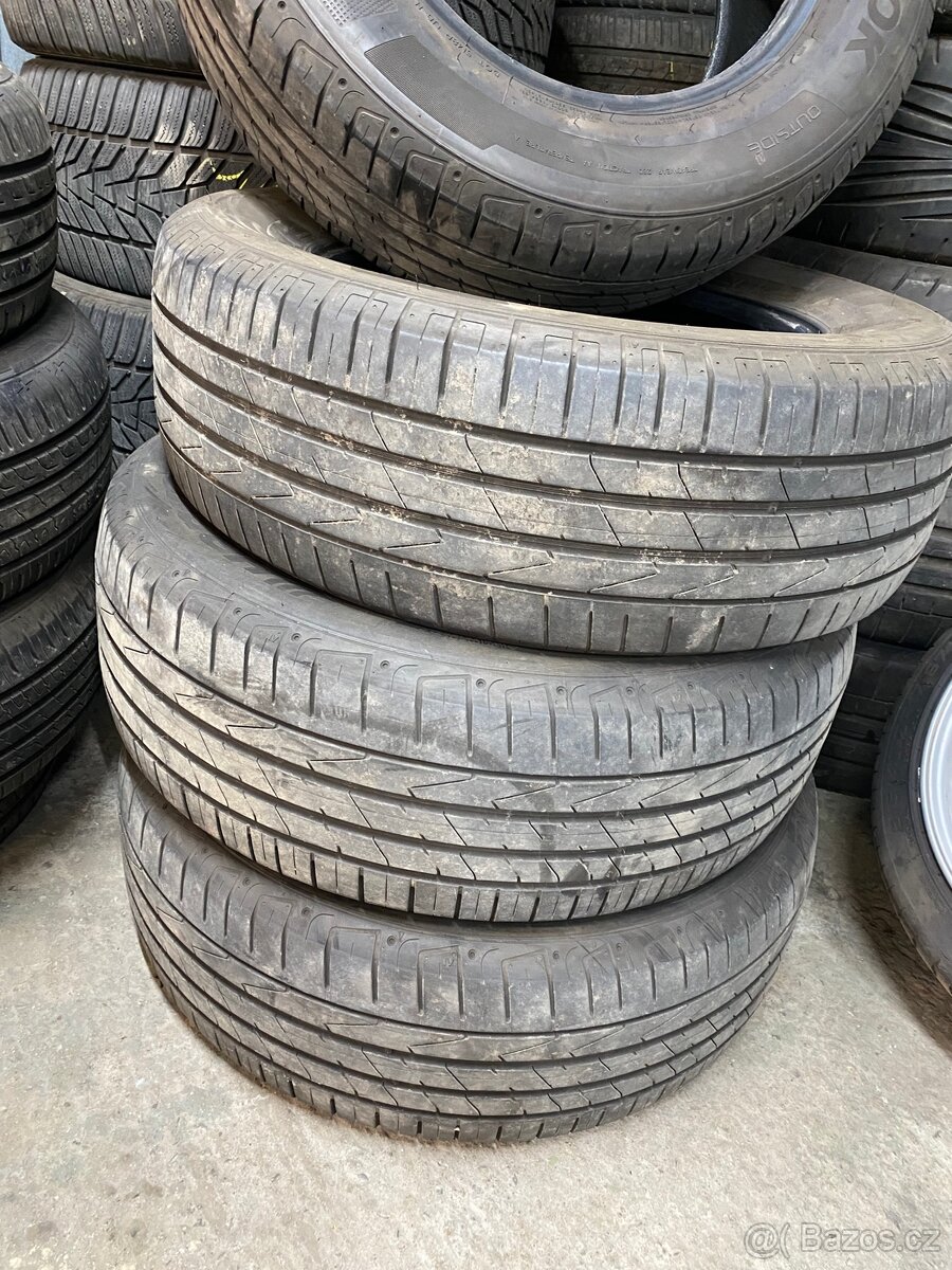 Letní pneu 235/65/17