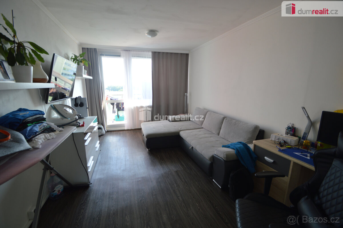 Pronájem 3+1 75m2 P4 Lhotka Novodvorská