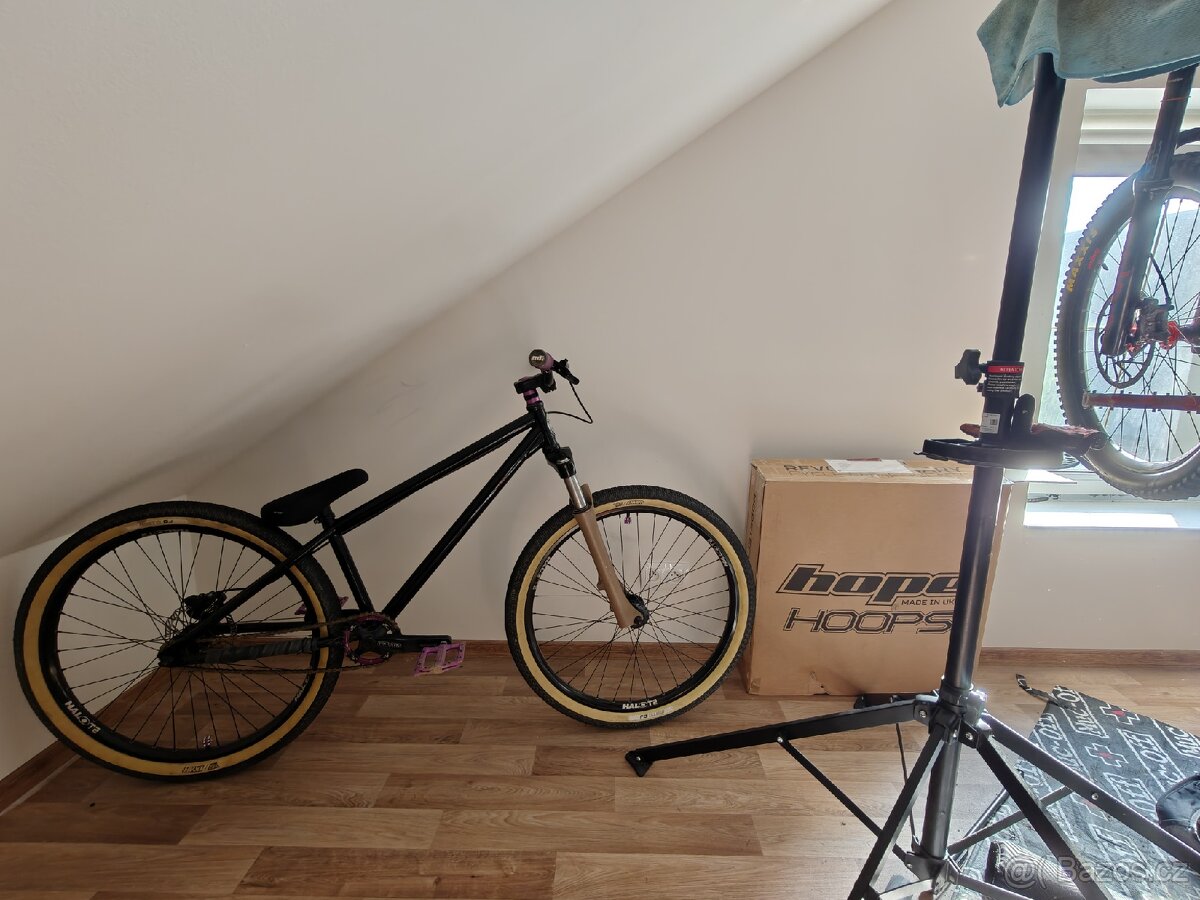 Identiti P66 Custom Build