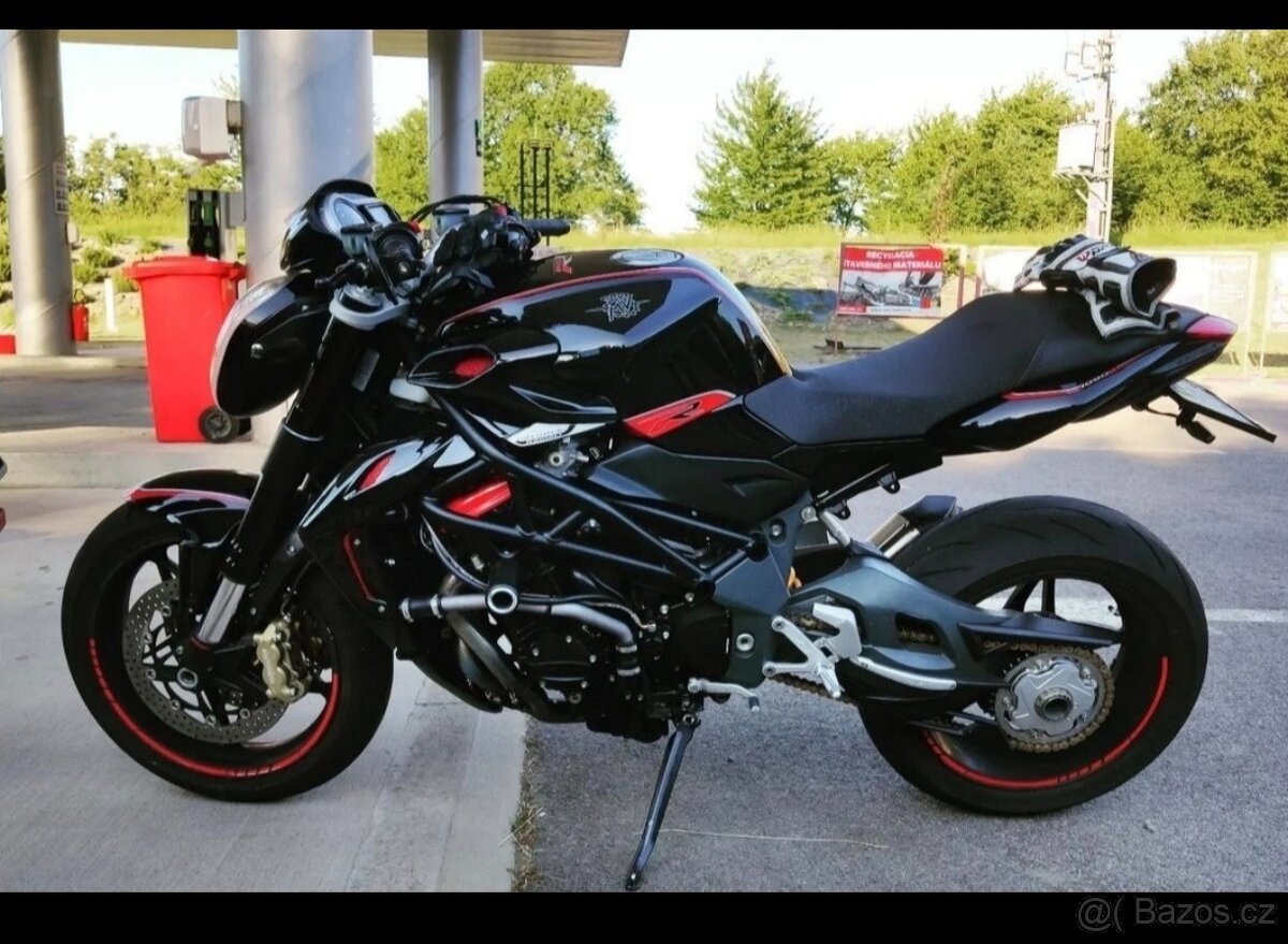 MV Agusta Brutale 1090R 2012