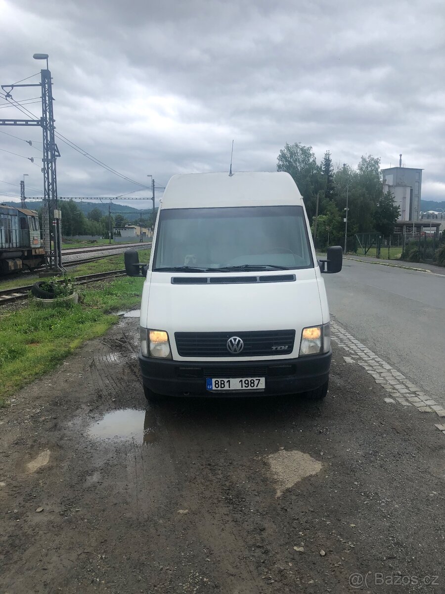 VW LT 2.5 TDi L2H2
