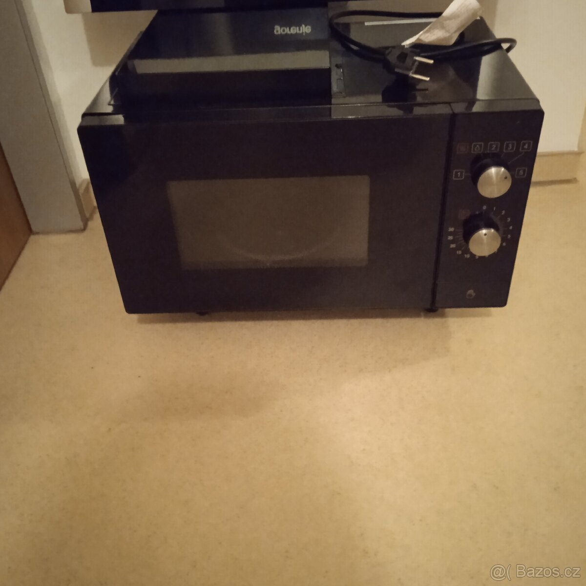 Nefukční vestavná mikrovlnka Gorenje