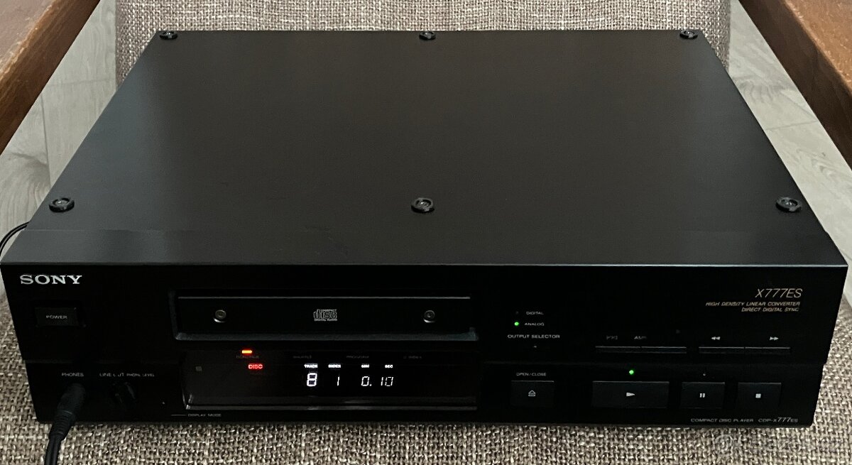 SONY CDP-X777ES + optický kabel zdarma