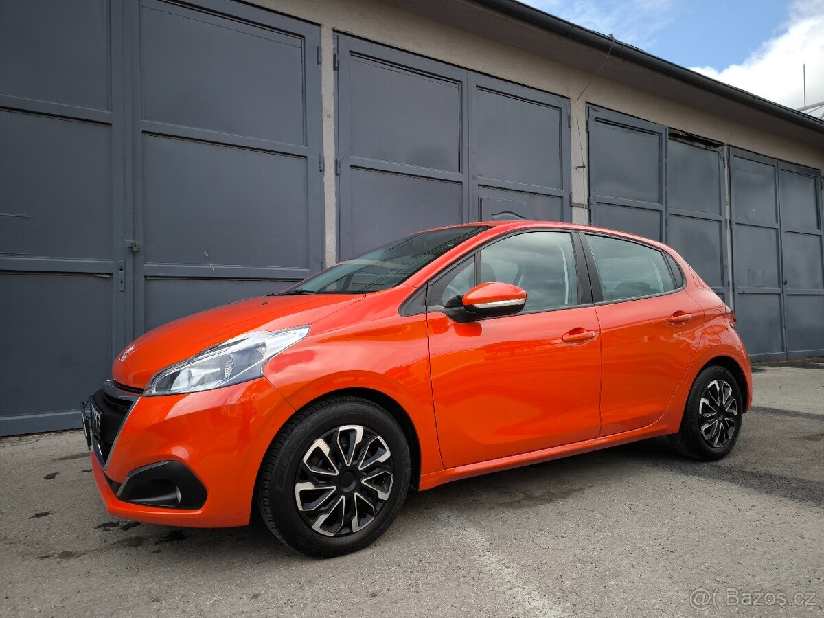 Peugeot 208 1.2PureTECH/60kW  49TKM, ČR, serviska